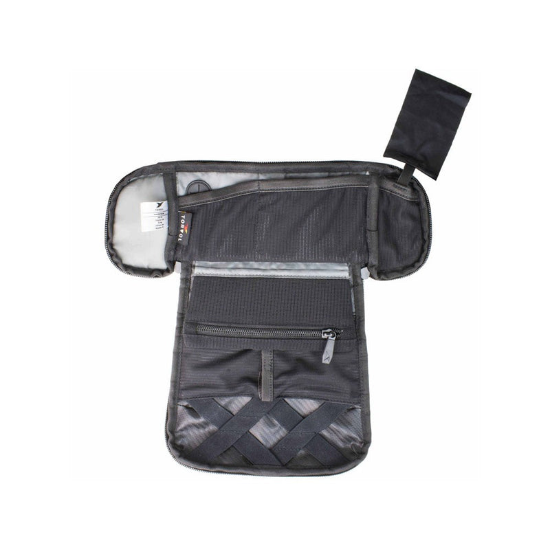 torvol-sling-bag-open_with-cloth-out_small_2ad59a4d-2da1-491f-b402-e4304b1fddd8.jpg